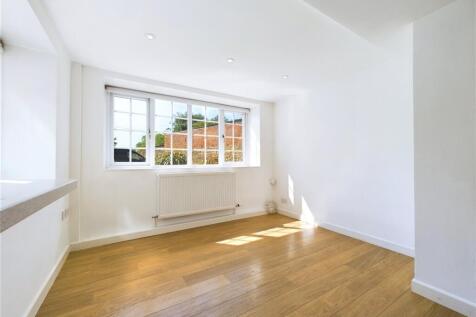 Brooklyn House, Blunsdon, Swindon, Wiltshire, SN26 photo 4