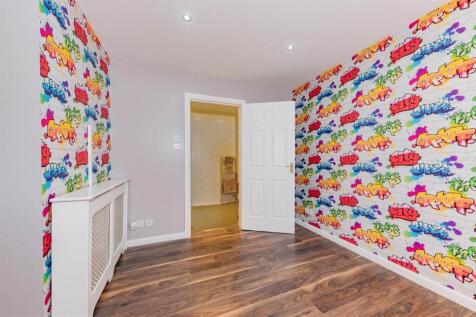 7 Millburn Gardens Dundee-16.JPG