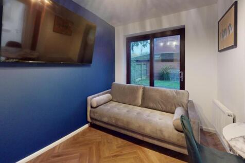 Heron Drive, Nottingham photo 3