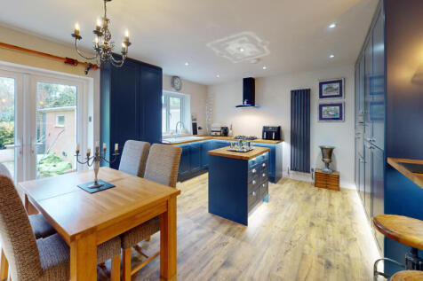 Thunder-Lane-Kitchen 1
