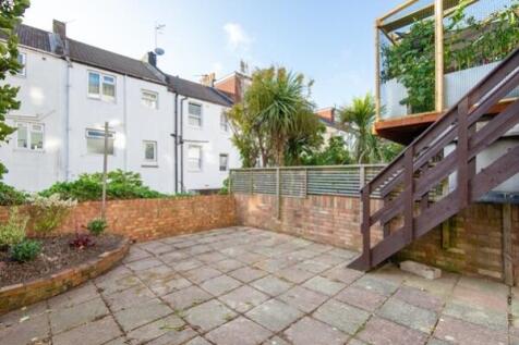 19 Southampton Street Outside Area