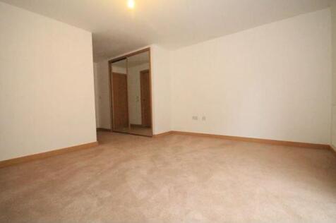 Zodiac Close, Edgware, HA8 photo 3