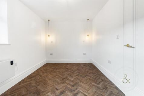 Cathedral Road Aprts, Five, HernCrabtree (3).jpg