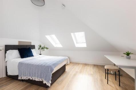 85 Hampton Lane-22.jpg