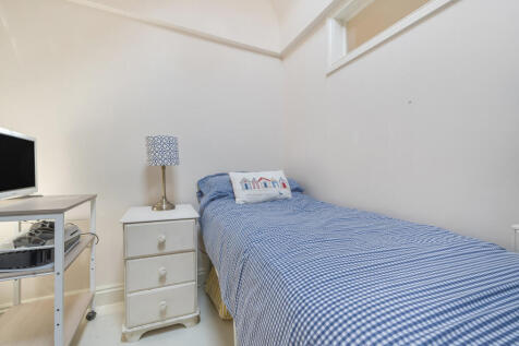 1342390-11-68a9db...