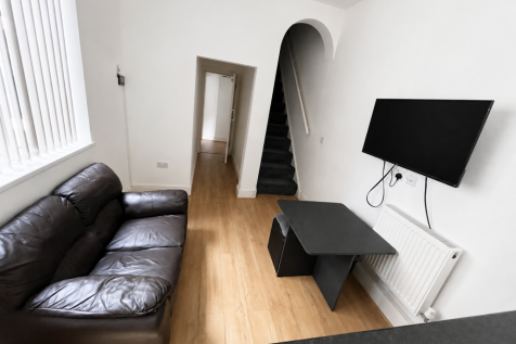 6-bed terraced on Boughey Road, Shelton, Stoke-on-trent, City Of Stoke-on-trent, £476/mo