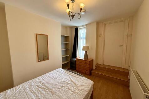 Allensbank Road, Heath photo 5