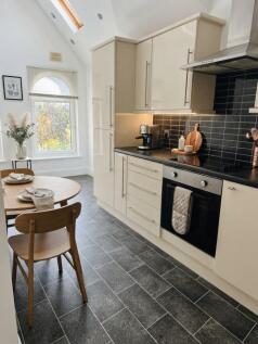 Dickenson Road, Manchester photo 3