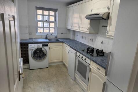 Wren House, 2b High Street, Hampton Wick KT1 photo 3