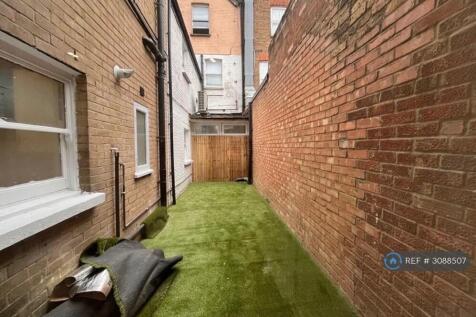 West Green Road, London, N15 photo 4