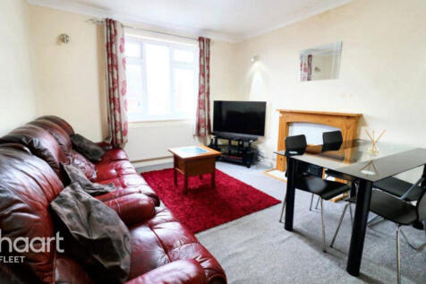 Sandford Court, Aldershot photo 3