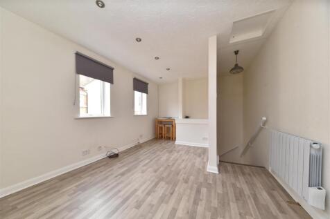 Nightingale Road, Hitchin photo 4