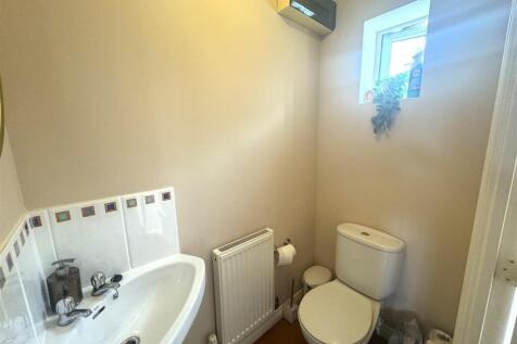 Meadowlands Avenue, Bridgwater photo 4