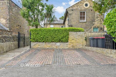 Driveway/Parking