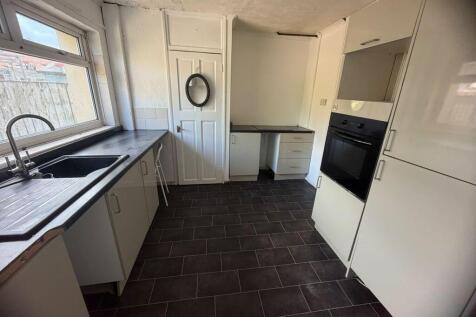 3-bed terraced on Delaval Road, Billingham, £695/mo