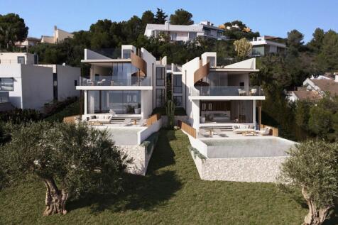 Exterior and Pool (1