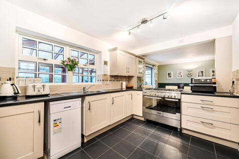 1-1359272-5-68d6b...