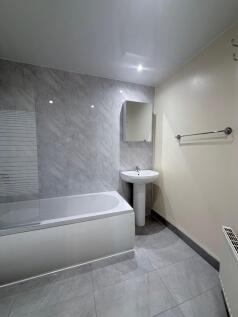 Wordsworth Road, Denton, M34 photo 5