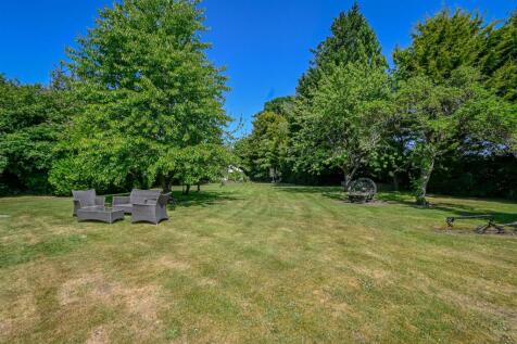 Hallonsford Cottage-44.jpg