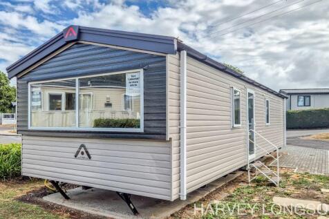 Atlas Hollington holiday caravan exterior at Solen