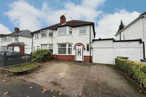 Solihull, B90 - property photo