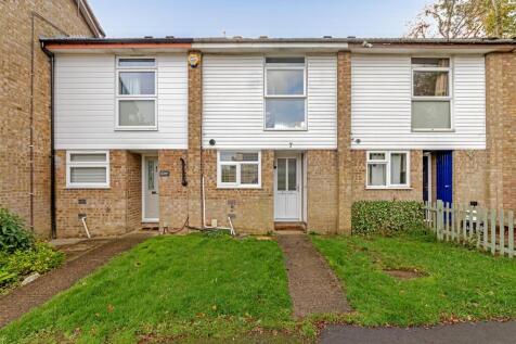 2-bed terraced on Westfield Court, St. Albans, £1,950/mo