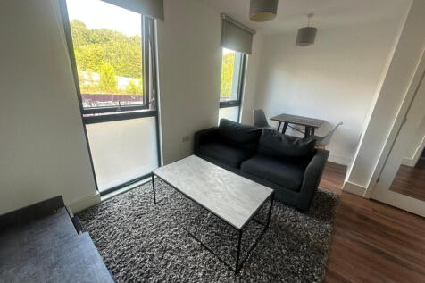 Great Central, Sheffield, Yorkshire, S3 photo 4