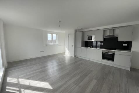 2. Lounge Kitchen