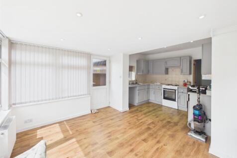 Kitchen/Living Area