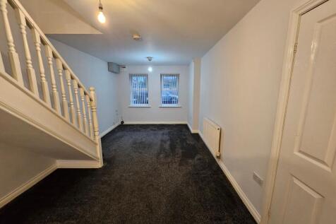 Gorton Road, Stockport, SK5 photo 4