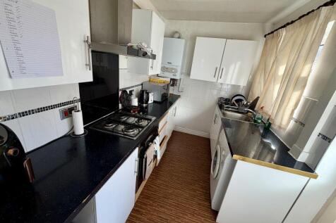 Kingswood Road, Fallowfield photo 5