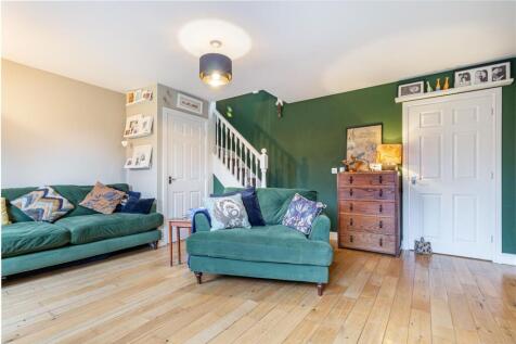 Living-room-2.jpg