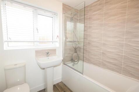 Grainbeck Rise, Killinghall, Harrogate photo 3