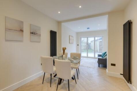 Kitchen &amp; Dining Room