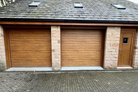 Detached Garage Block