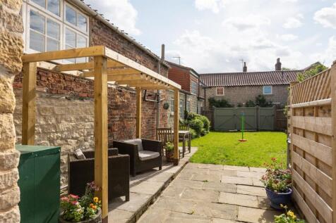 Terrace &amp; Garden