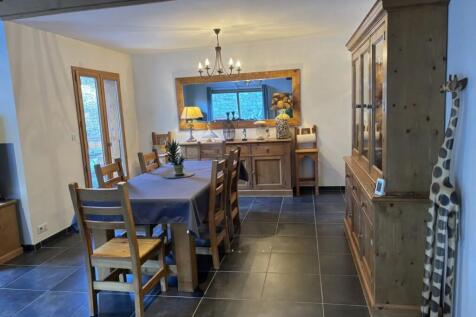 Chalet for sale in S