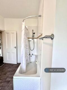 Sutherland Avenue, Bexhill-On-Sea, TN39 photo 3