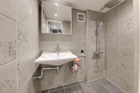 En Suite Shower