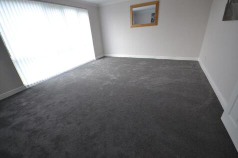 Lounge 1.1.JPG