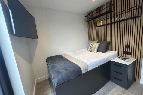 THE SUITES, 6-8 AUGHTON STREET, ORMSKIRK photo 4