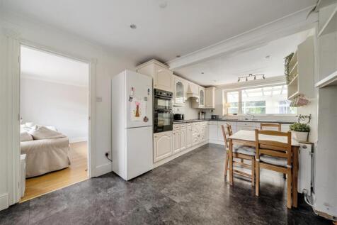 Kitchen Diner .2.jpg