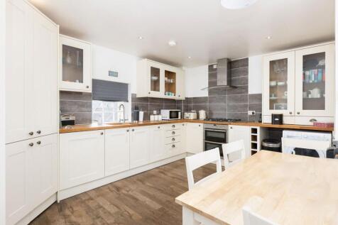 Kitchen/Diner Top Floor