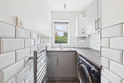 Halsall Lane, Ormskirk, L39 photo 4