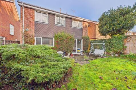 CAM02136G0-PR0494-STILL020