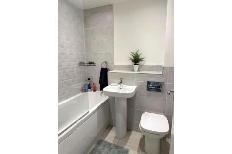 Runnymede Avenue, Wirral, CH46 photo 3