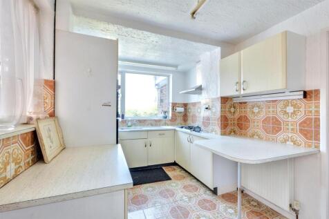 Kitchen_2.jpeg