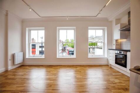 Reception/Kitchen