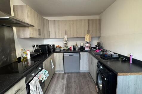 5-bed terraced on Lenton Boulevard, Nottingham, Nottinghamshire, NG7, £2,817/mo