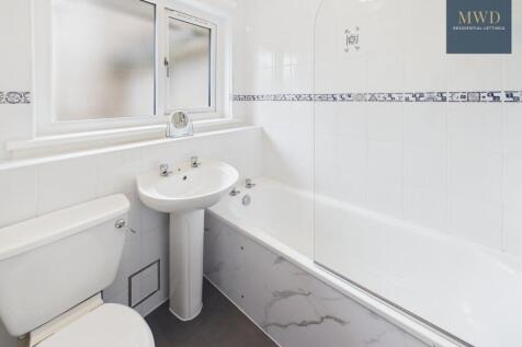 Kelso Drive, East Kilbride, G74 photo 3